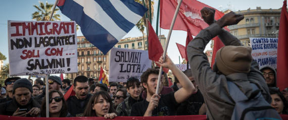 11/03/2017 Napoli, manifestazione dei centri sociali e dei sindacati di base, contro il comizio del leader della Lega Salvini