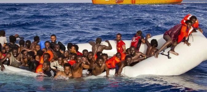 Migranti in mare-