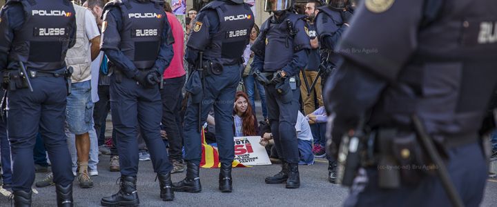 Polizia spagnola720x300