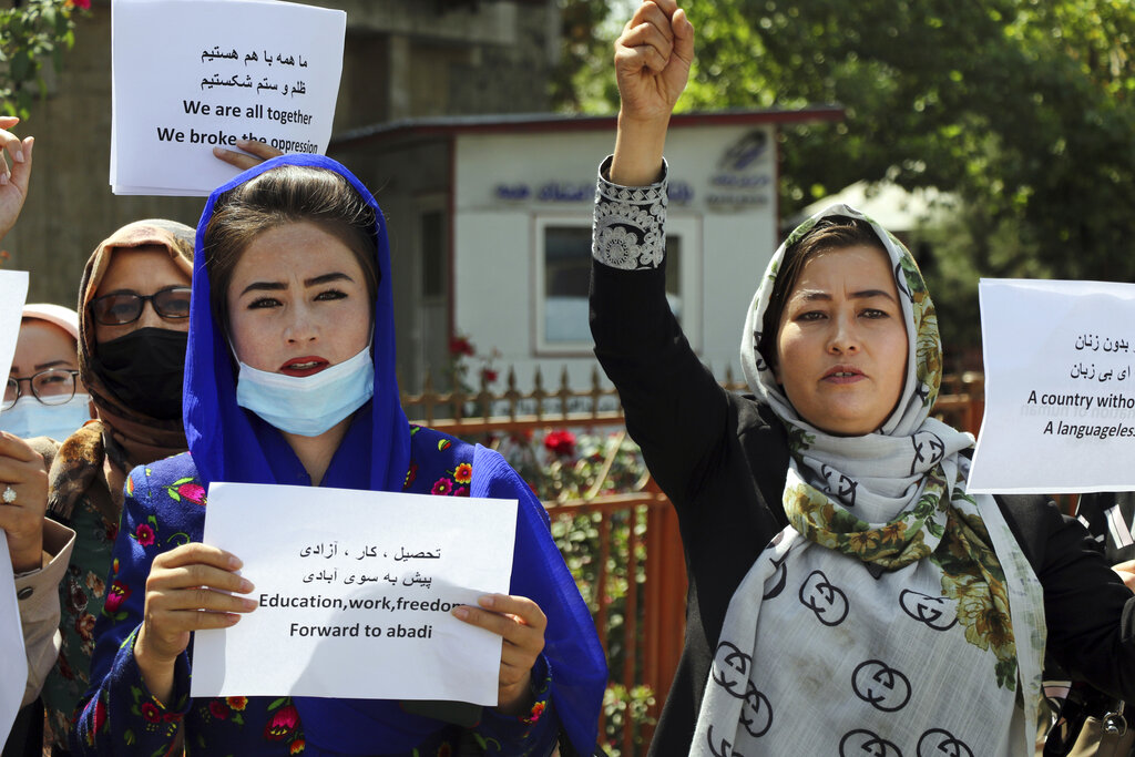 afghanistan protesta donne