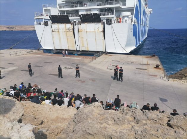 migranti navi quarantene