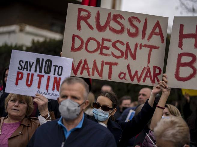 russia proteste contro la guerra
