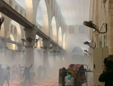 israele attacco moschea