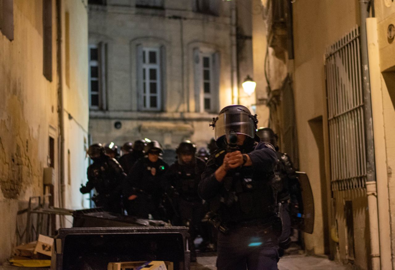 francia polizia violenta